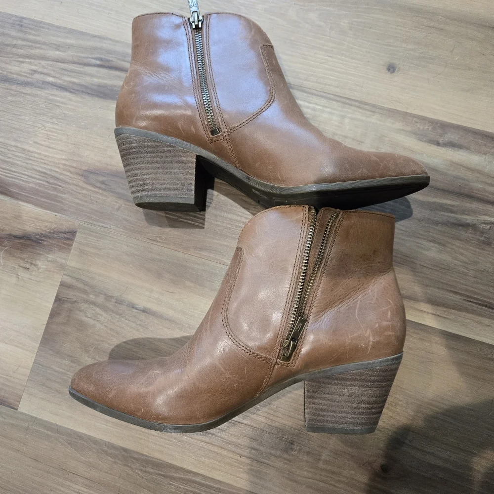 Womens Frye Boots - Picture 3 of 5